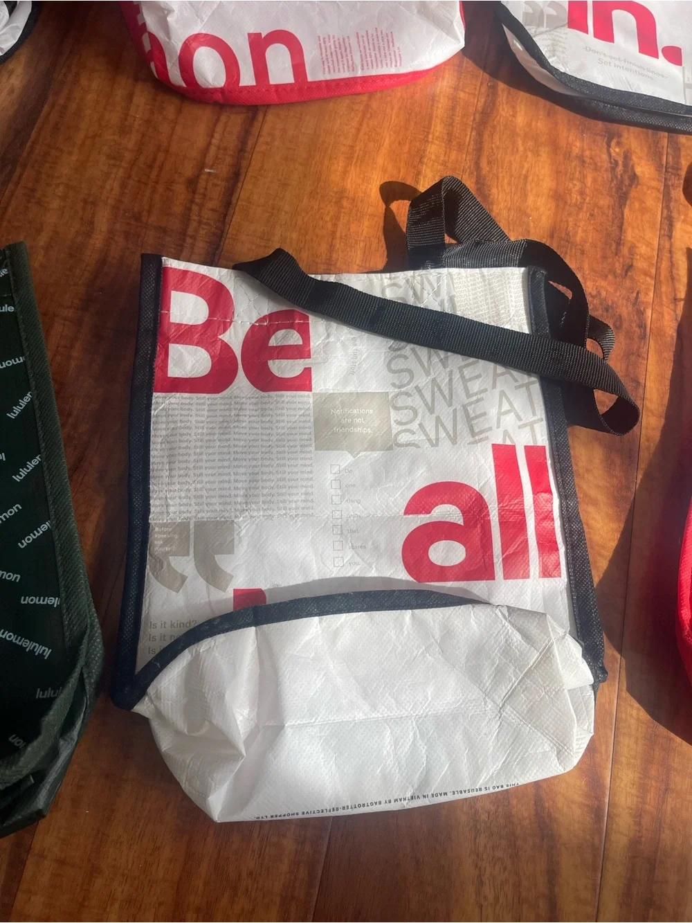 lululemon athletica' Reusable Small Tote Collection